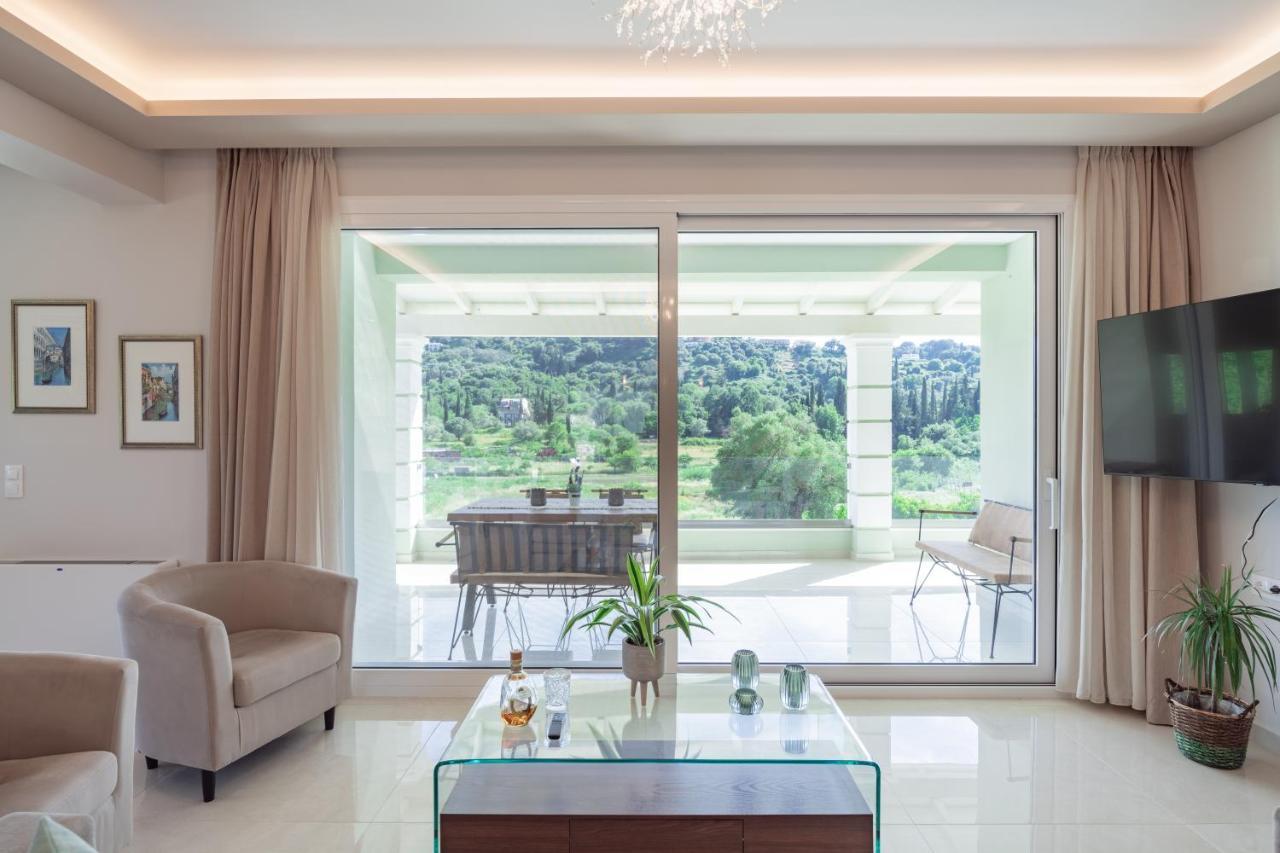 Вилла Katikia House Kompitsion Экстерьер фото